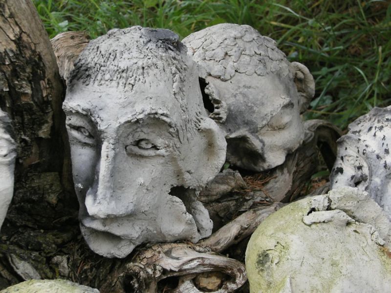 Gueules cass&eacute;es