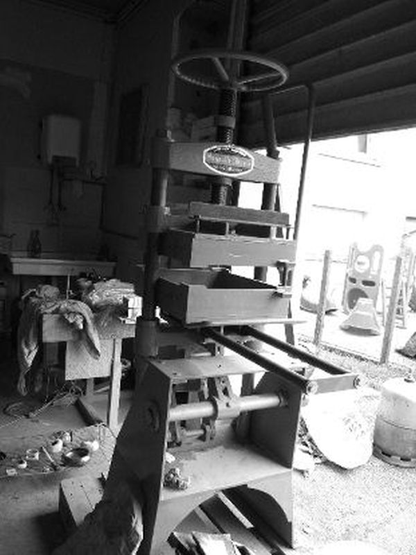 Atelier La terre et la tuile &agrave; Jeandelaincourt