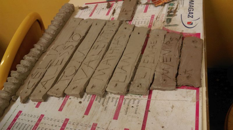 Musique de la main &agrave; l'oreille, Pompey