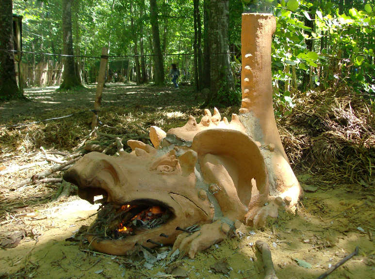 Four monumental spectacle