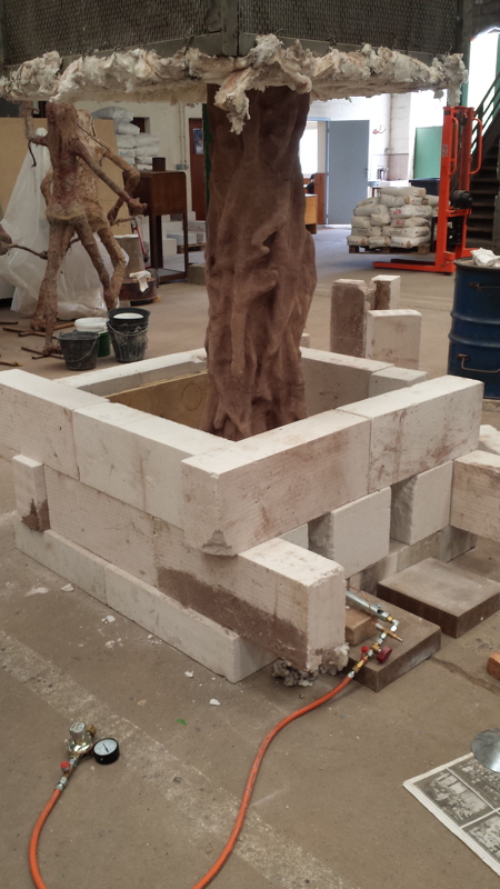 Four monumental spectacle