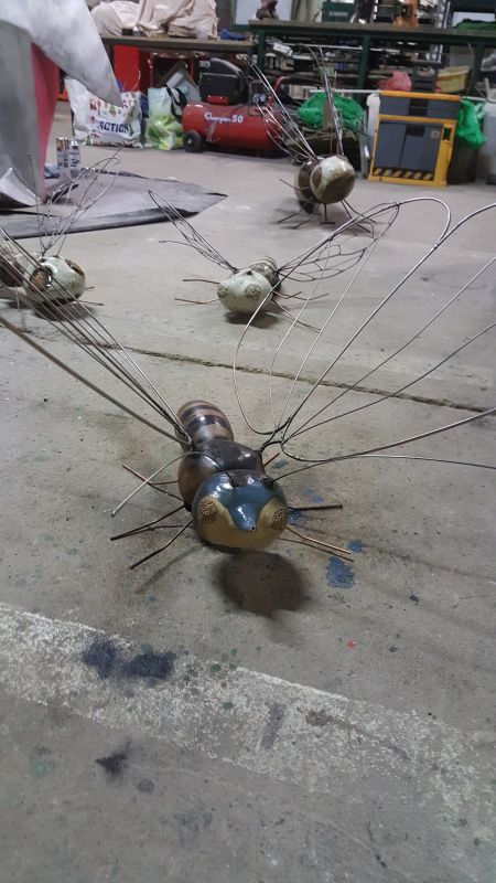 Projet artistique insectes pollinisateurs