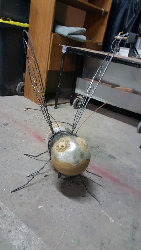 Projet artistique insectes pollinisateurs