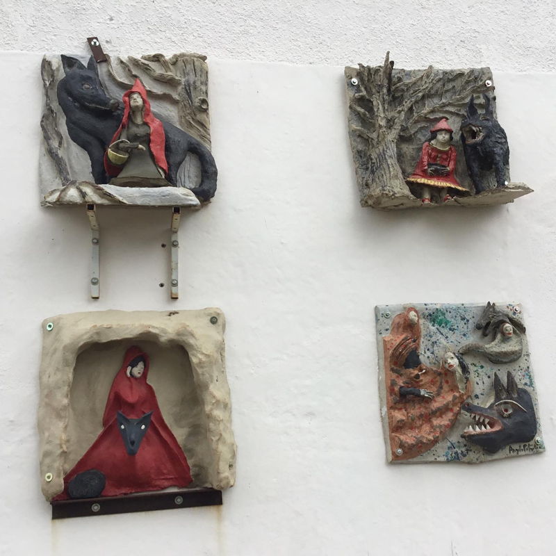 Projet Hauts reliefs fresque murale 'Conte de f&eacute;es' en milieu carc&eacute;ral